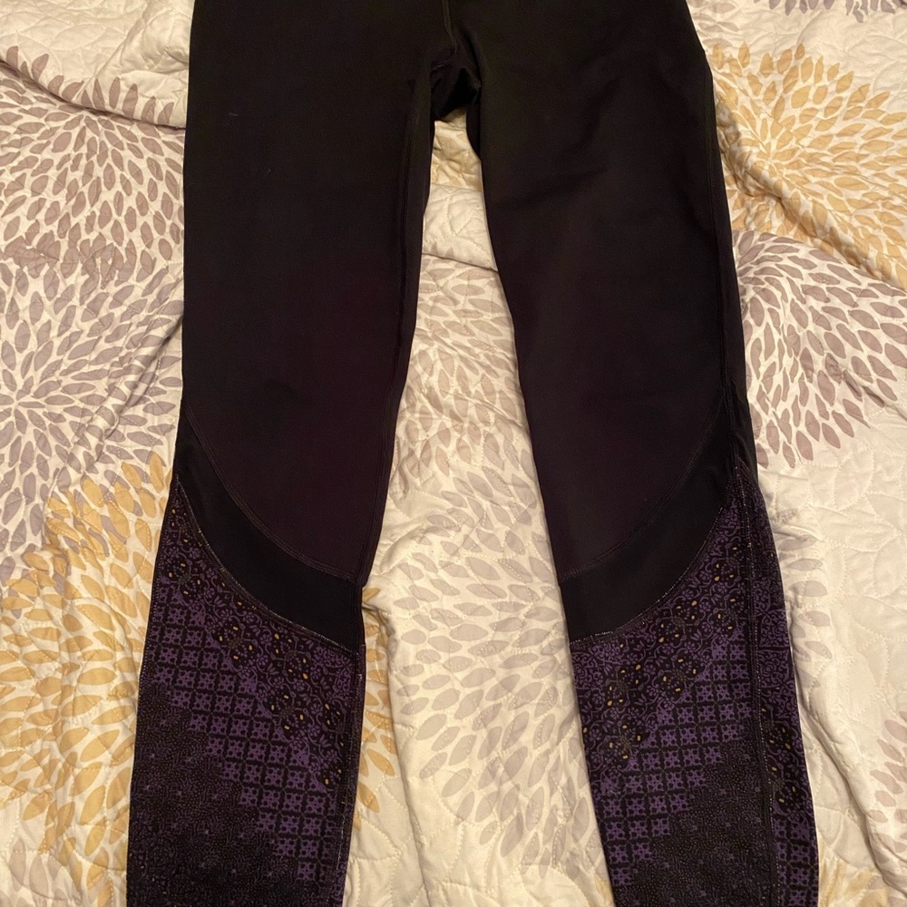 Women’s Giam brand leggings, size medium